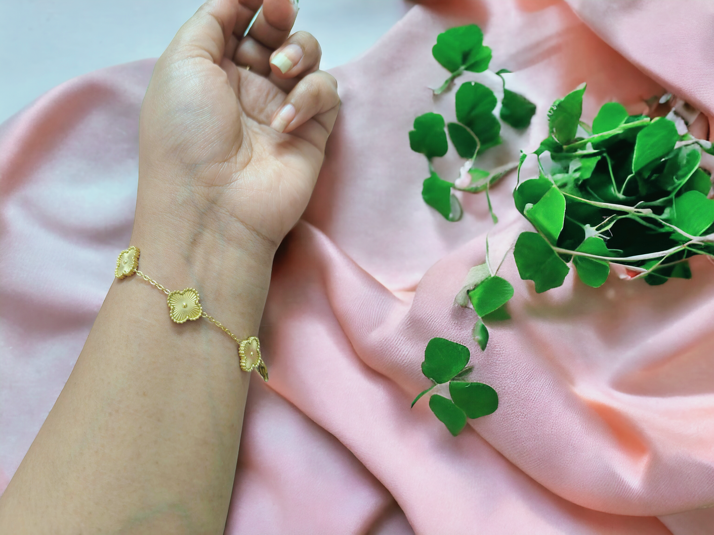 Flora Radiance Clover Bracelet