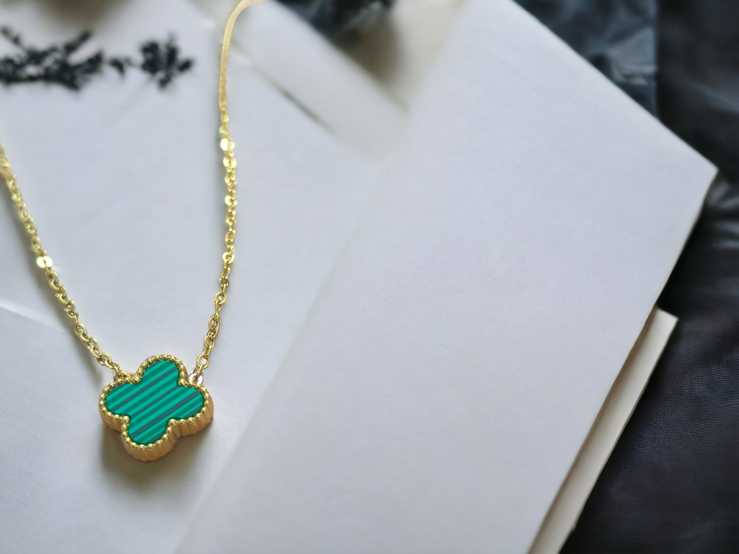 Flora Clover Necklace