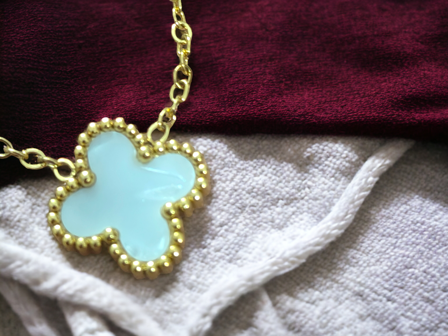 Flora Clover Necklace