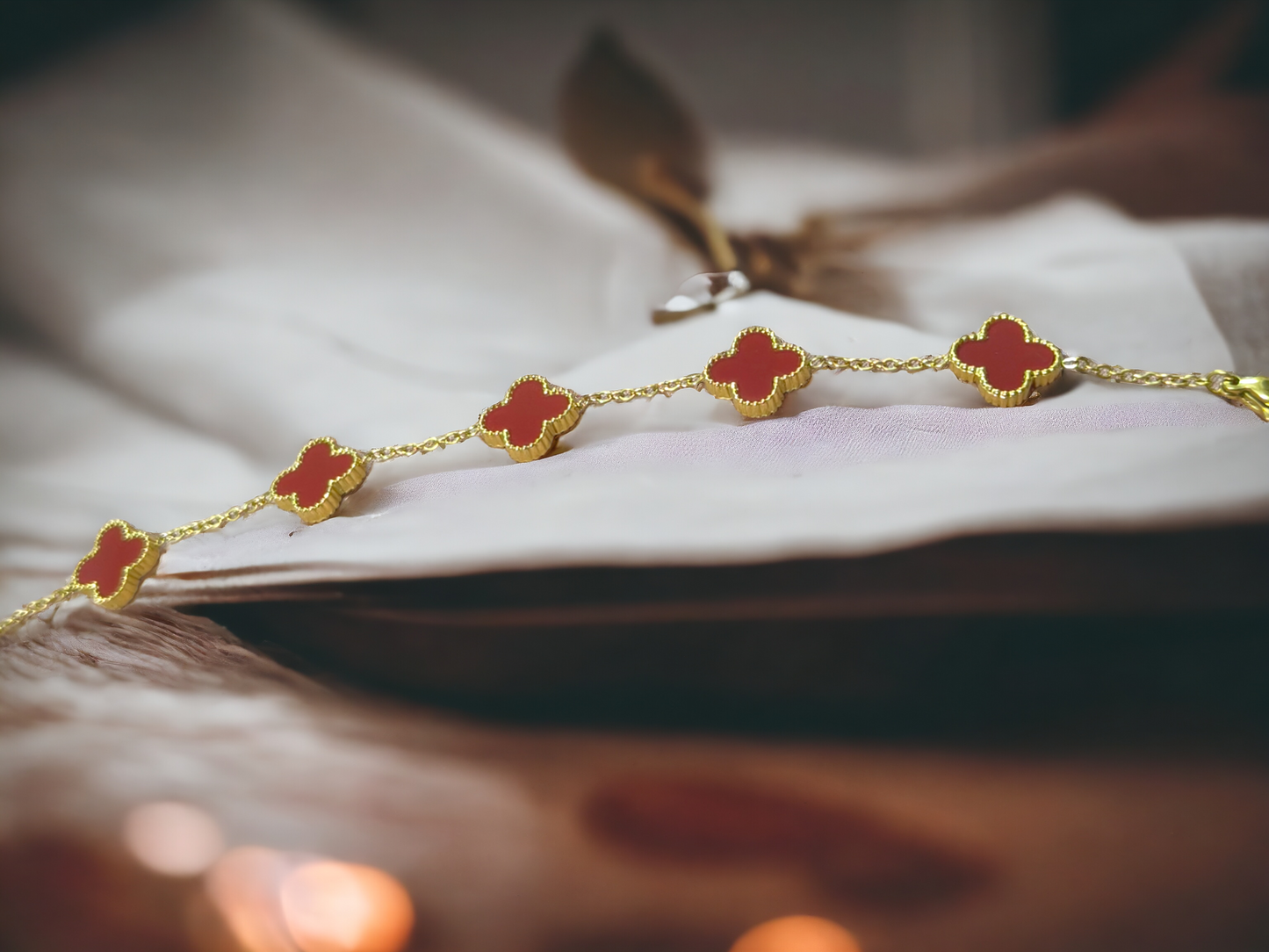 Scarlet Clover Leaf Bracelet