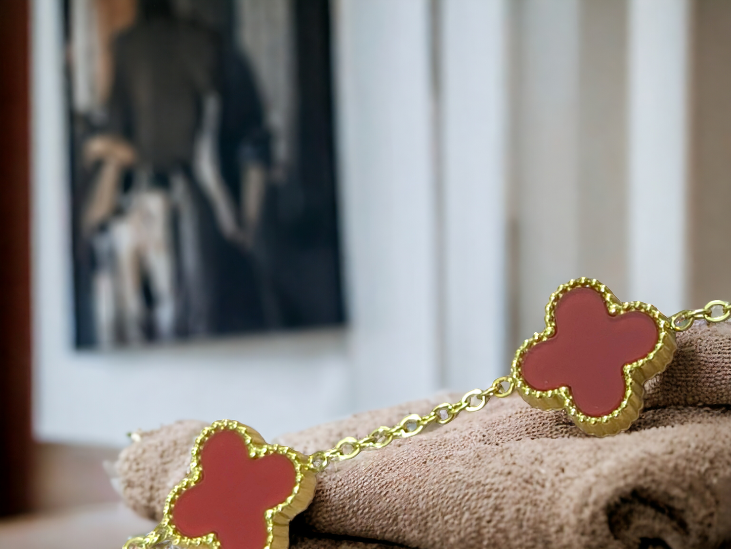 Scarlet Clover Leaf Bracelet