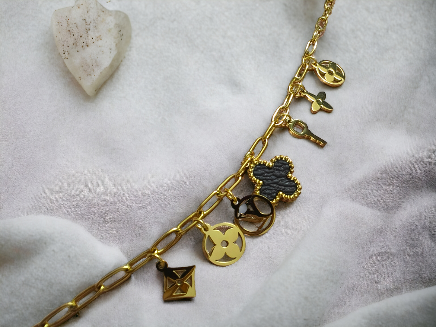 Golden Dream Clover Bracelet