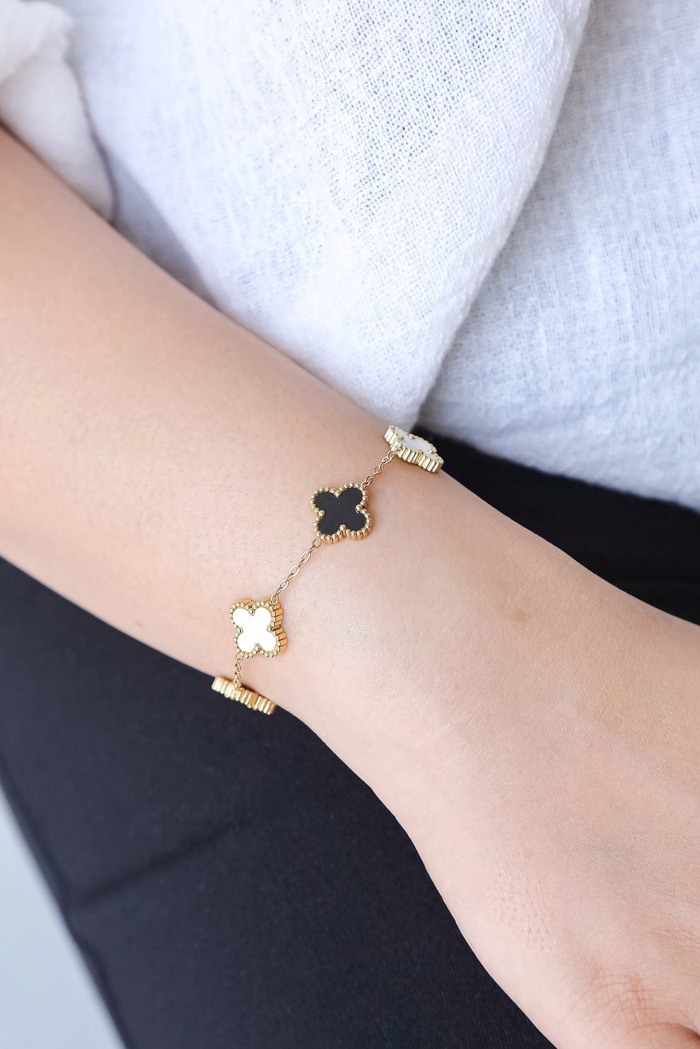 Clover Charm Bracelet in Black and White